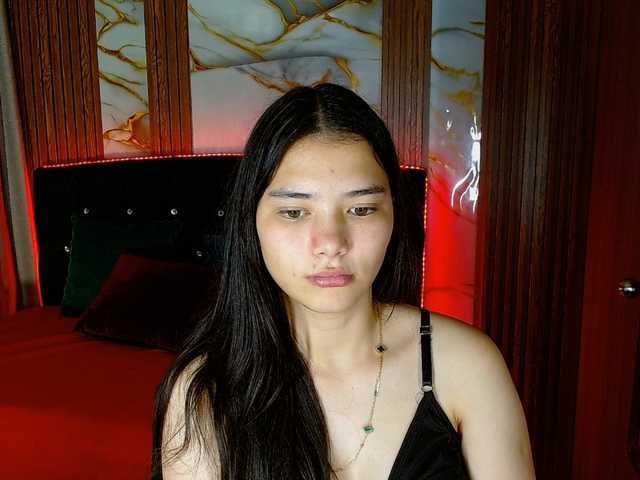 lizziesweets's BongaCams show and profile