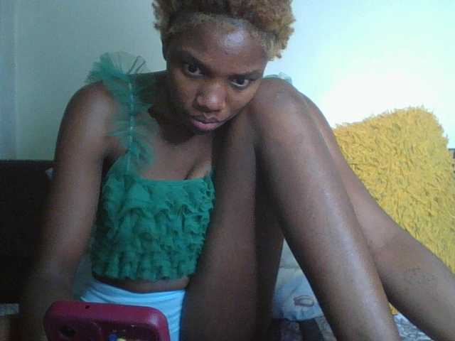 BBQ-Fluid's BongaCams show and profile