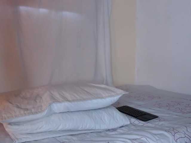 maraa2lee's BongaCams show and profile