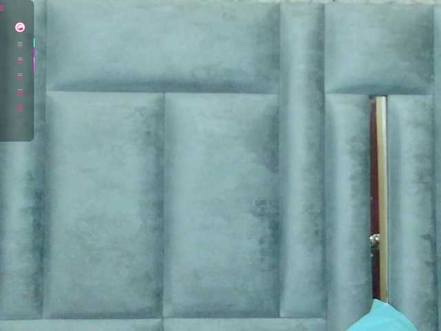 cutiecurvyForeign's BongaCams show and profile