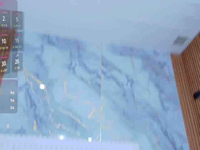 cutiecurvyForeign cutiecurvyForeign