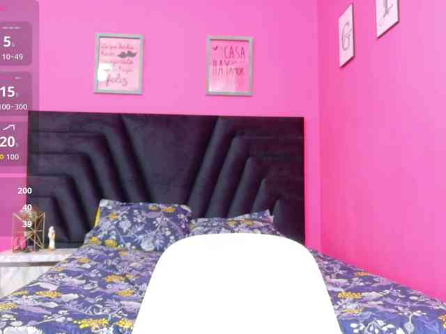 cutiecurvyForeign cutiecurvyForeign