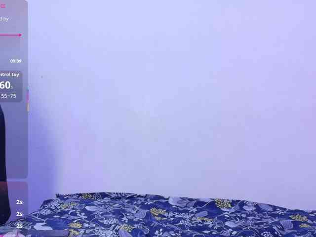 cutiecurvyForeign cutiecurvyForeign