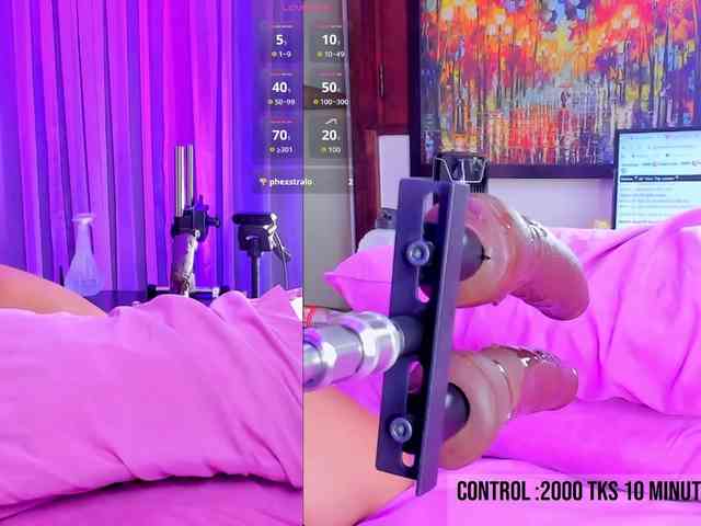 Lindsay-Lou Live Webcam on BongaCams