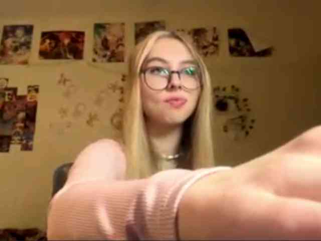 LucreciaSoricelli webcam