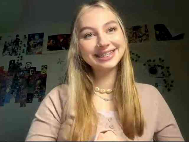 LucreciaSoricelli webcam