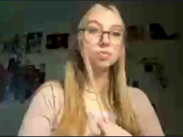 LucreciaSoricelli webcam