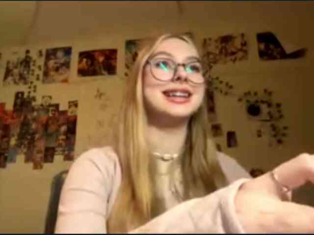 LucreciaSoricelli webcam