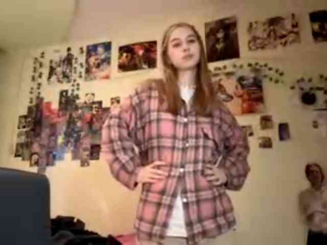 LucreciaSoricelli webcam