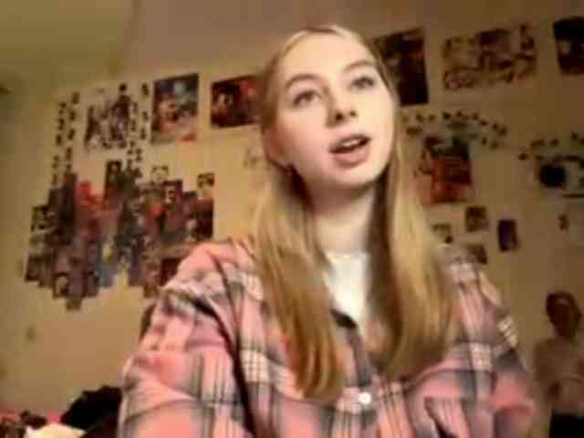 LucreciaSoricelli webcam