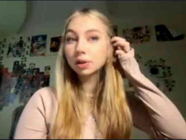 LucreciaSoricelli webcam