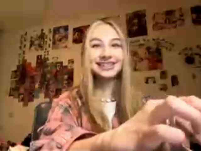 LucreciaSoricelli webcam