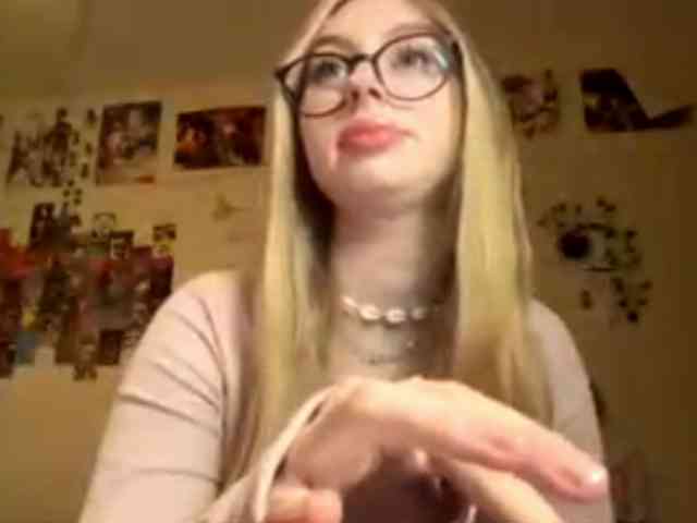 LucreciaSoricelli webcam