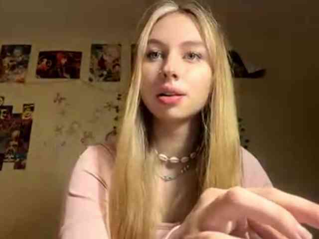 LucreciaSoricelli webcam