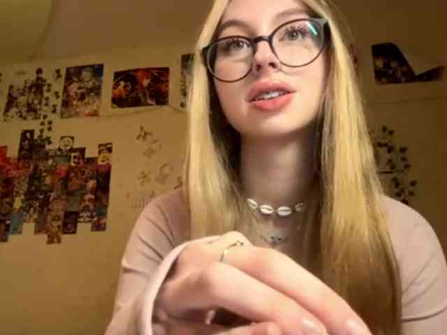 LucreciaSoricelli webcam