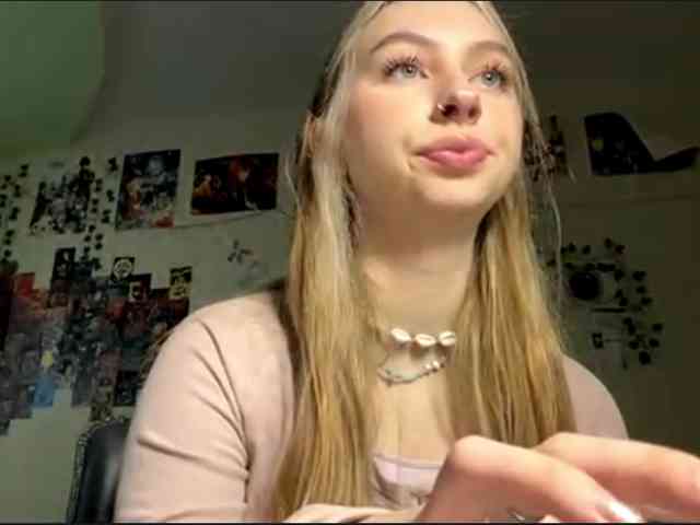 LucreciaSoricelli webcam