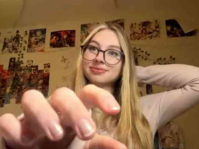 LucreciaSoricelli webcam