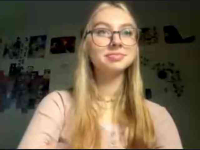 LucreciaSoricelli webcam