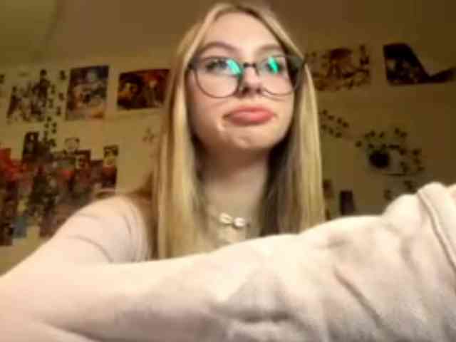 LucreciaSoricelli webcam