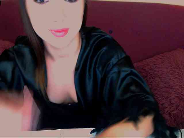 Miacutie77 webcam