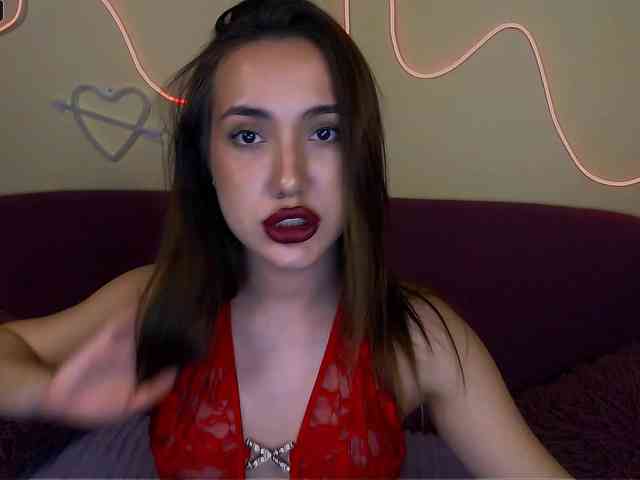 Miacutie77 webcam