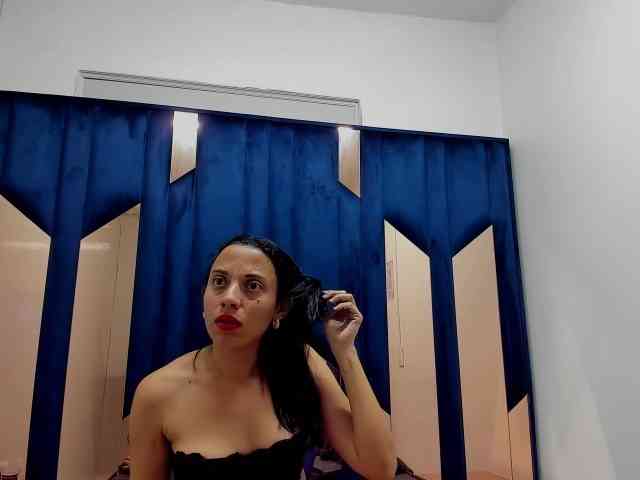 PerlaJhonsonRs webcam