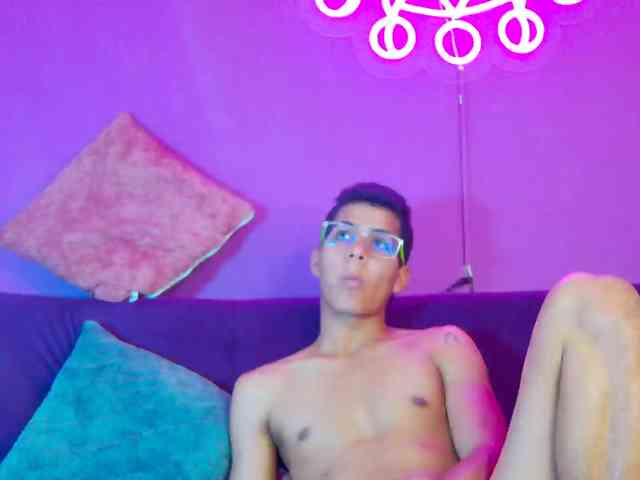 Noah-Greenhart Noah-Greenhart