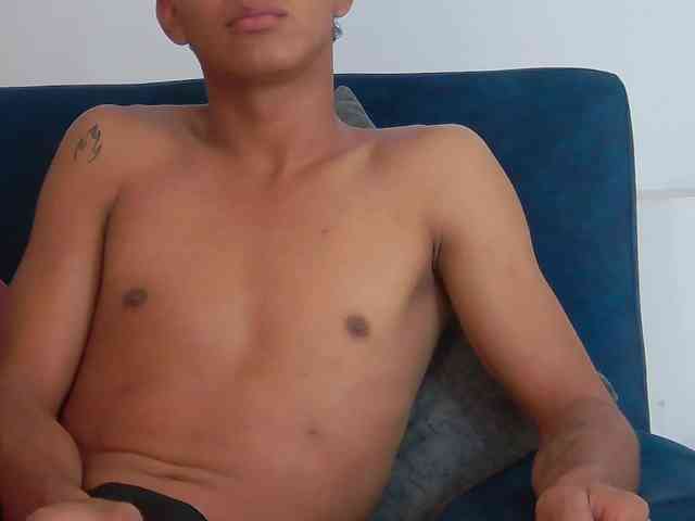 Noah-Greenhart Noah-Greenhart