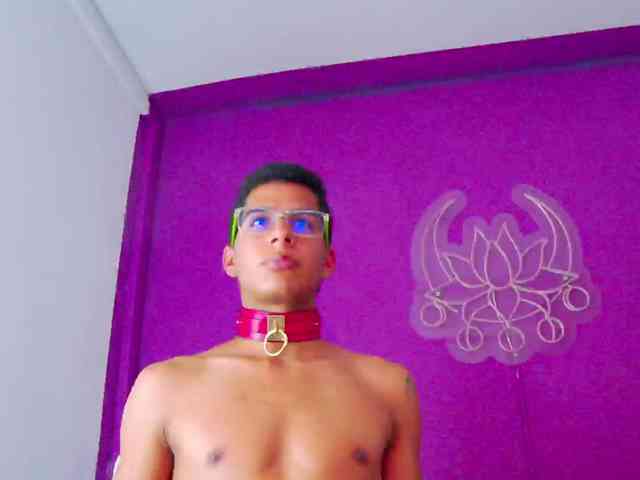 Noah-Greenhart Noah-Greenhart