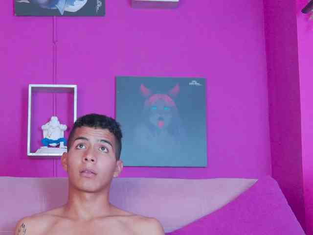 Noah-Greenhart Noah-Greenhart