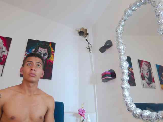 Noah-Greenhart Noah-Greenhart