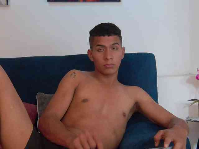 Noah-Greenhart Noah-Greenhart