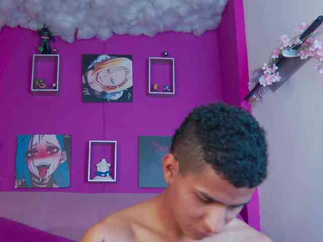 Noah-Greenhart Noah-Greenhart