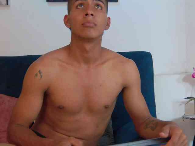 Noah-Greenhart Noah-Greenhart