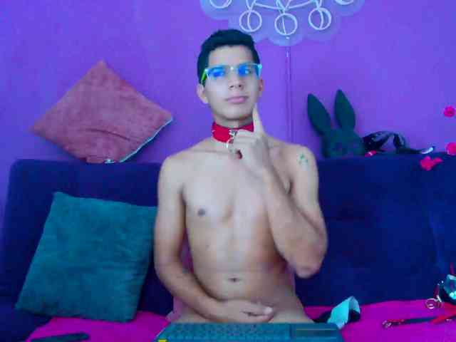 Noah-Greenhart Noah-Greenhart