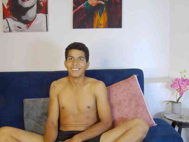 Noah-Greenhart Noah-Greenhart