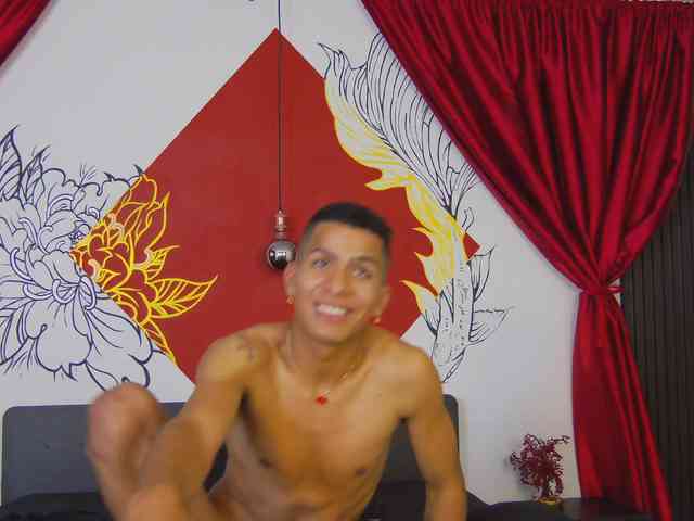 Noah-Greenhart Noah-Greenhart