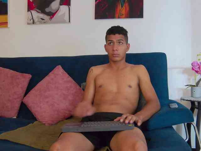 Noah-Greenhart Noah-Greenhart