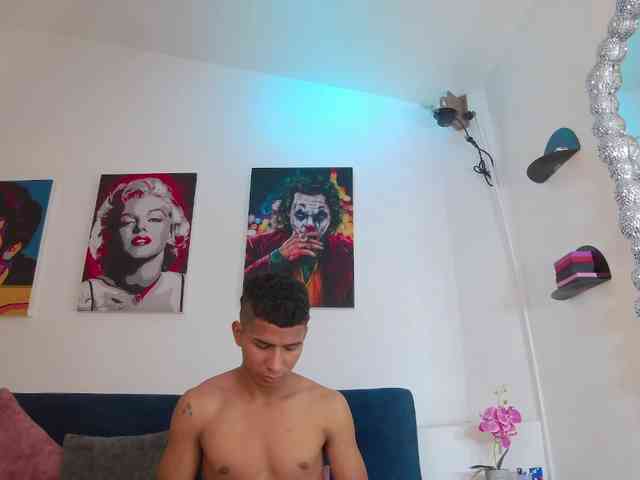 Noah-Greenhart Noah-Greenhart