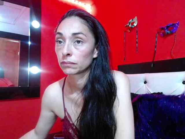 BellaMarquez BellaMarquez