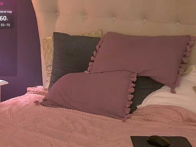 SeniGrandee's BongaCams show and profile