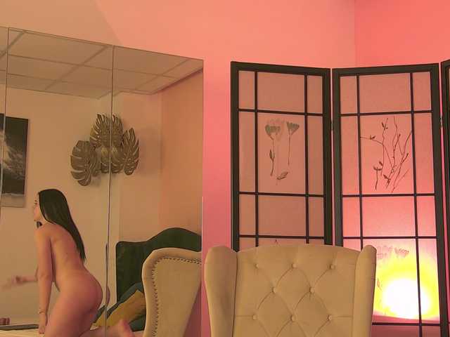  SeniGrandee chat room