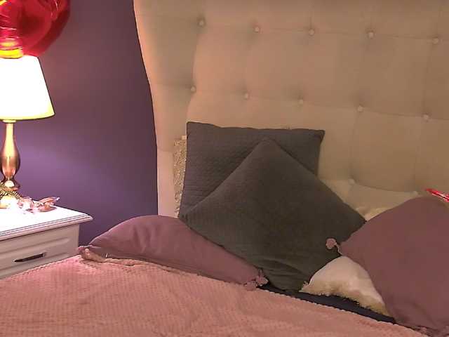 SeniGrandee's BongaCams show and profile