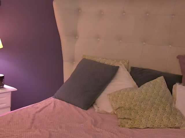 SeniGrandee's BongaCams show and profile