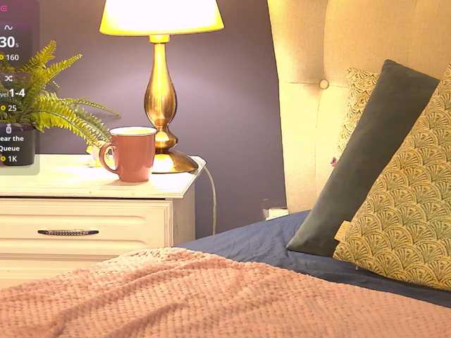 SeniGrandee's BongaCams show and profile