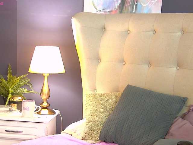 SeniGrandee's BongaCams show and profile