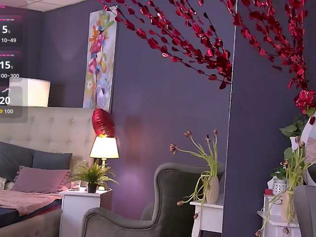 SeniGrandee's BongaCams show and profile