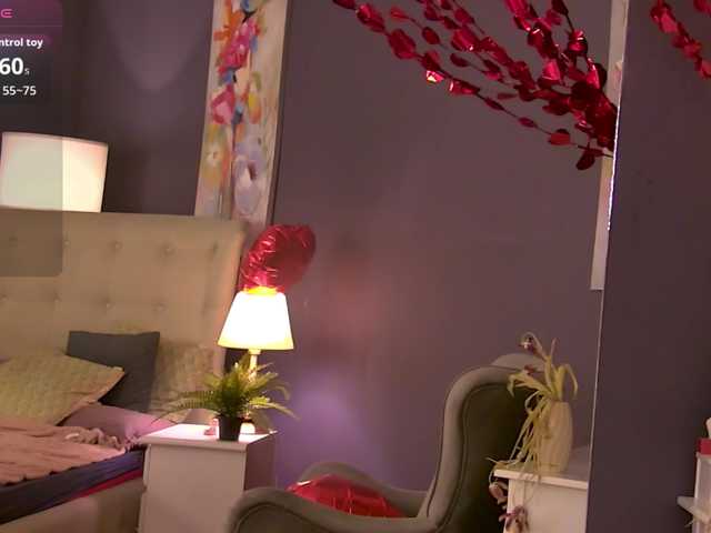 SeniGrandee's BongaCams show and profile