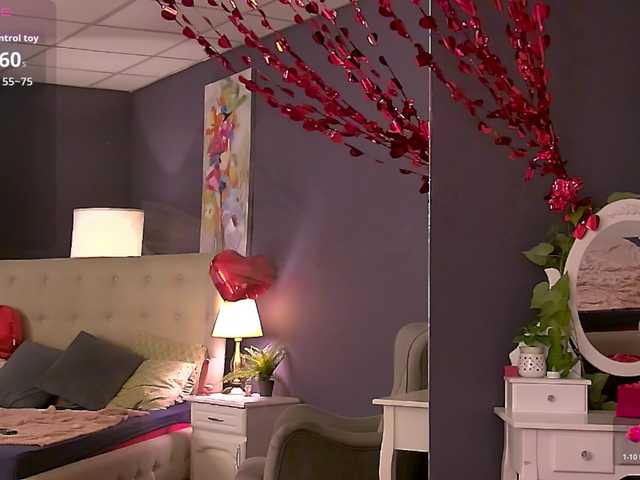 SeniGrandee's BongaCams show and profile