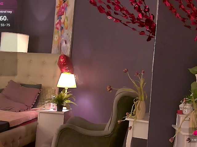 SeniGrandee's BongaCams show and profile